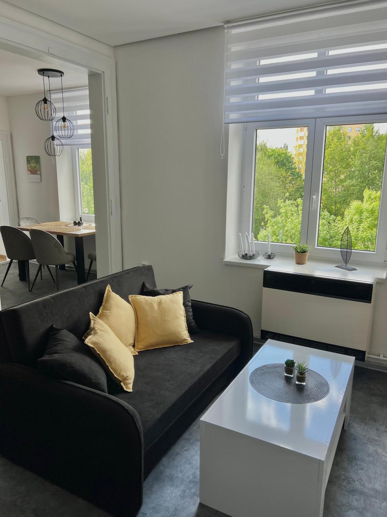 Apartman V Centru Trutnova Exteriör bild