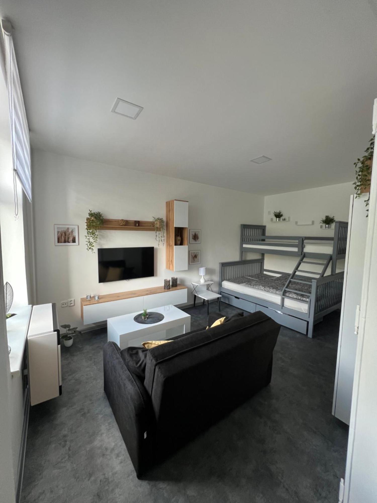Apartman V Centru Trutnova Exteriör bild